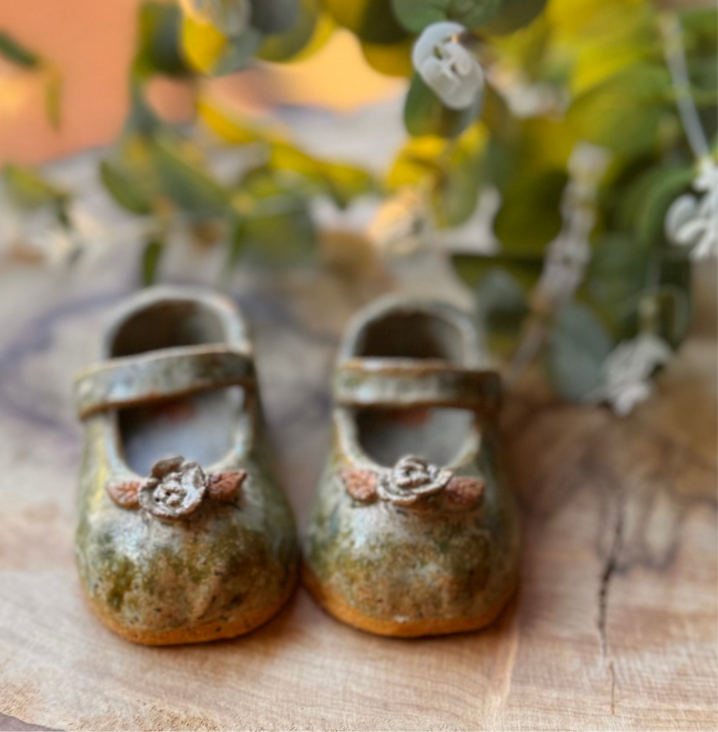 A pedido Zapatitos decoración cerámica gres